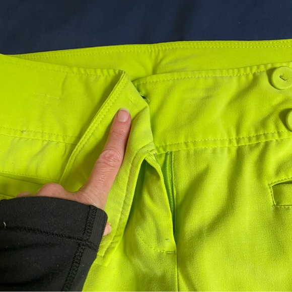 Cato Capris in Lime Green Size 8 - Picture 8 of 11